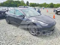 2018 Tesla Model 3 photo