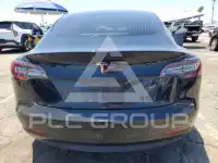 2018 Tesla Model 3 фото