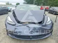 2018 Tesla Model 3 photo