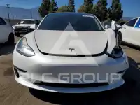 2018 Tesla Model 3 фото