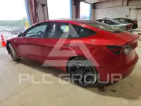 2018 Tesla Model 3 фото