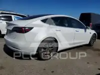 2018 Tesla Model 3 фото