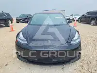 2018 Tesla Model 3 photo