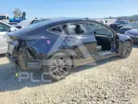 2018 Tesla Model 3 фото
