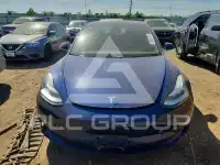 2018 Tesla Model 3 фото