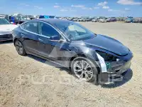 2018 Tesla Model 3 photo