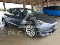 2018 Tesla Model 3 фото