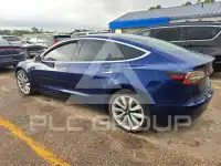 2018 Tesla Model 3 photo