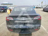 2018 Tesla Model 3 фото