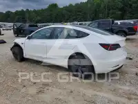 2018 Tesla Model 3 фото