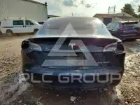 2018 Tesla Model 3 фото