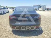 2018 Tesla Model 3 фото