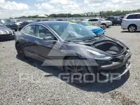 2018 Tesla Model 3 фото