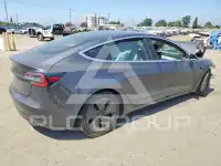 2018 Tesla Model 3 фото