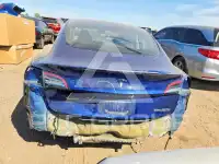 2018 Tesla Model 3 фото