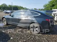 2018 Tesla Model 3 фото