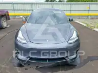 2018 Tesla Model 3 фото