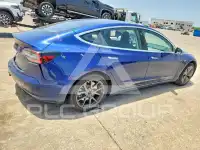 2018 Tesla Model 3 photo