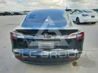 2018 Tesla Model 3 photo