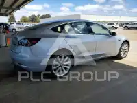2018 Tesla Model 3 фото