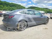 2018 Tesla Model 3 photo