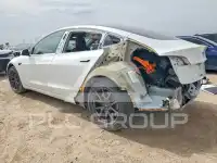 2018 Tesla Model 3 фото