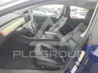 2018 Tesla Model 3 фото