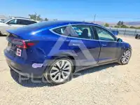 2018 Tesla Model 3 photo