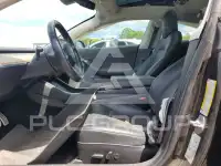 2018 Tesla Model 3 photo