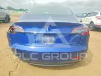 2018 Tesla Model 3 фото