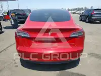 2018 Tesla Model 3 фото