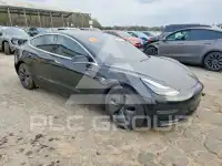 2018 Tesla Model 3 photo