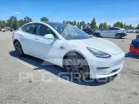 2018 Tesla Model 3 photo