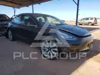 2018 Tesla Model 3 фото