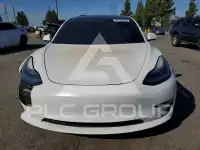 2018 Tesla Model 3 фото