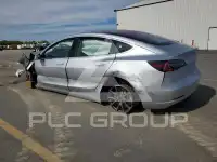 2018 Tesla Model 3 фото