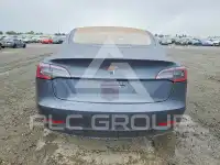 2018 Tesla Model 3 фото