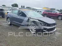 2018 Tesla Model 3 фото