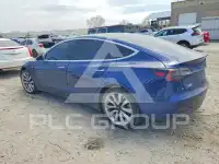 2018 Tesla Model 3 photo