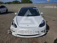 2018 Tesla Model 3 photo