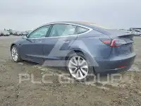 2018 Tesla Model 3 фото