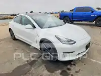 2018 Tesla Model 3 фото