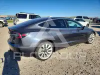 2018 Tesla Model 3 photo