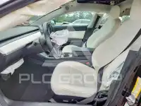 2018 Tesla Model 3 фото