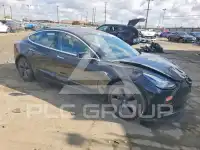 2018 Tesla Model 3 photo