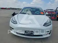 2018 Tesla Model 3 photo