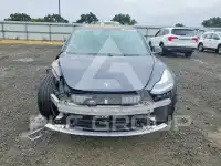 2018 Tesla Model 3 фото