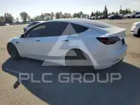 2018 Tesla Model 3 фото