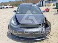 2018 Tesla Model 3 photo