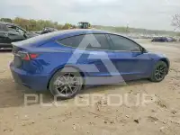 2018 Tesla Model 3 фото